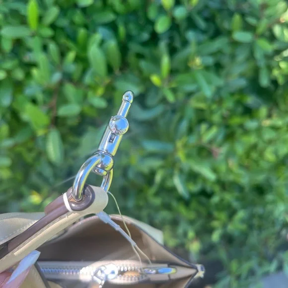 Coach Signature Canvas Yellow/Hay Mollie 25 Tote - Picture 7 of 10